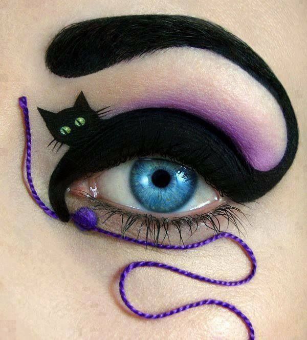 Black Cat Halloween Eye Makeup Idea